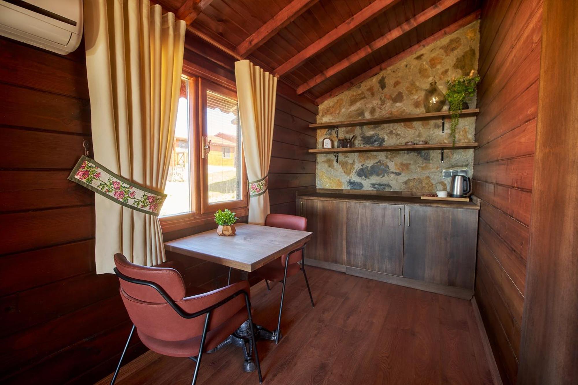 Flora Handuezue Resort & Wellness Bungalow Hotel Rize Exterior photo